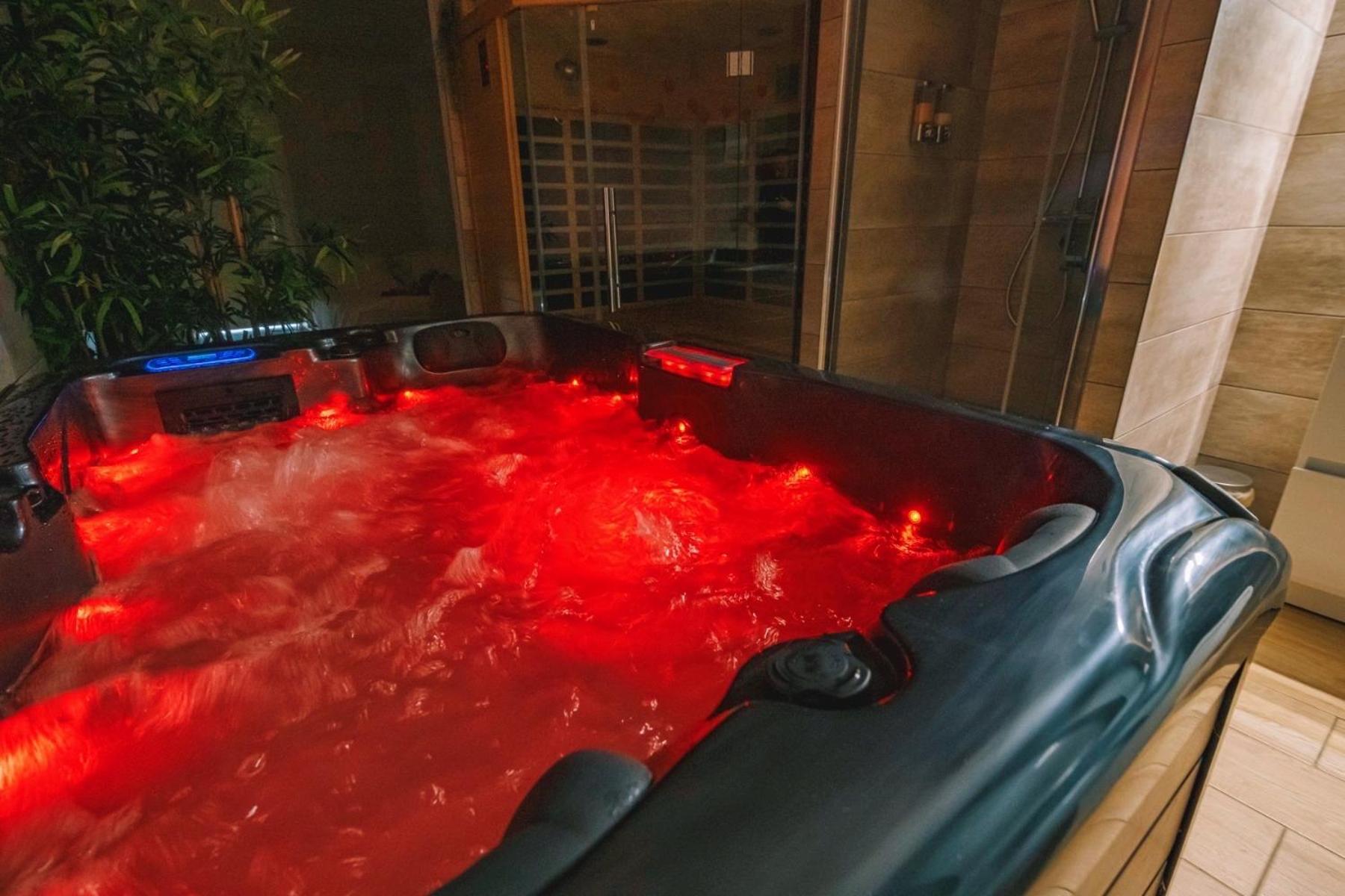 Spa Appartement O Temps Suspendu Reims Centre Sauna Et Jacuzzi Exterior photo